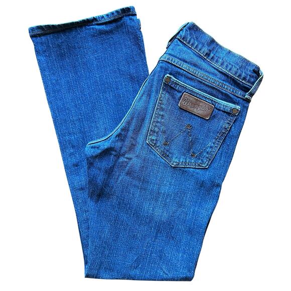 wrangler retro Other - Wrangler Retro Jeans Relaxed Boot men’s 30x33 Waist laying Flat: 15”